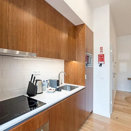 Superb Flat W/ Balcony And Ac By Lovelystay * Porto